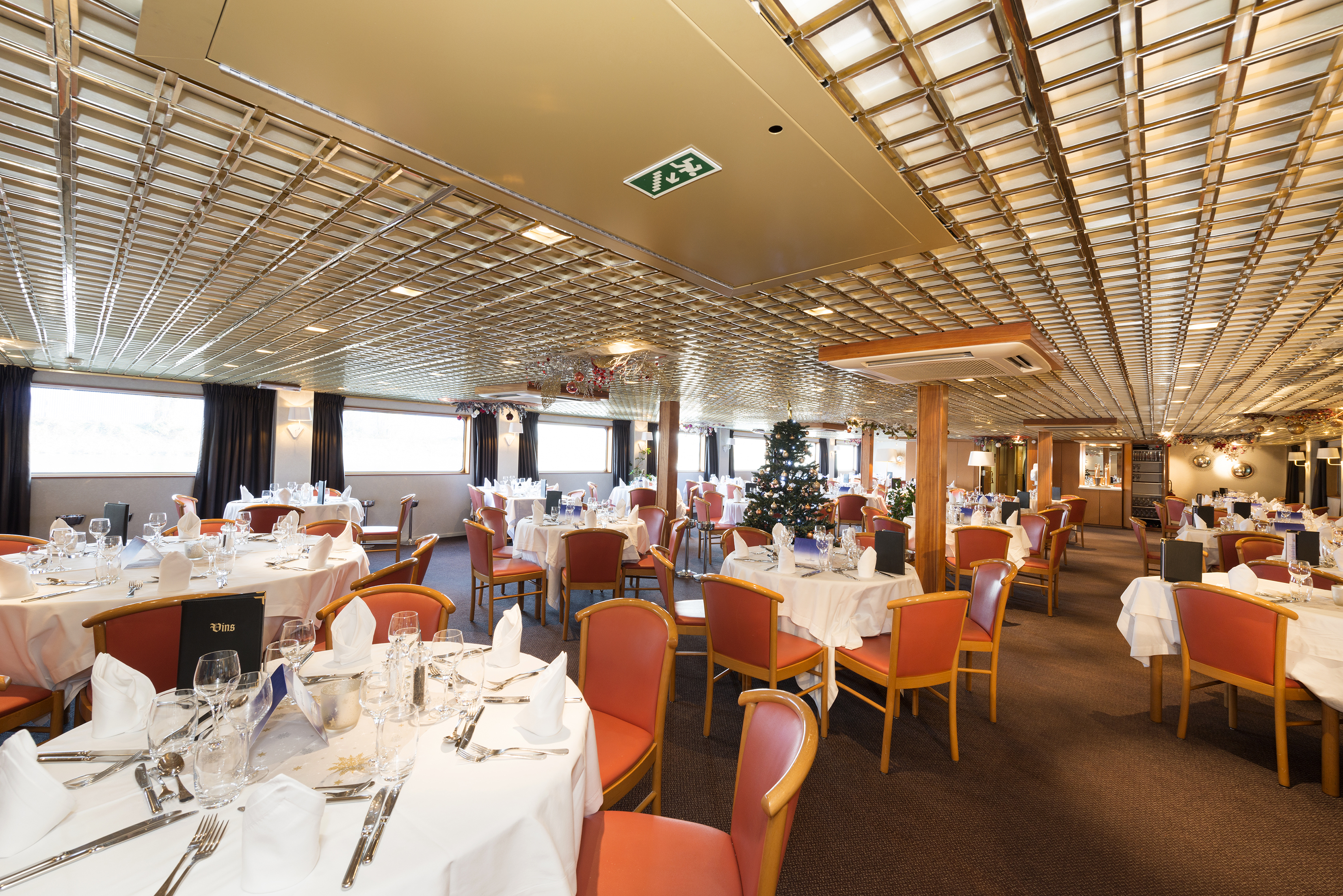 CroisiEurope MS Europe Restaurant 1.jpg